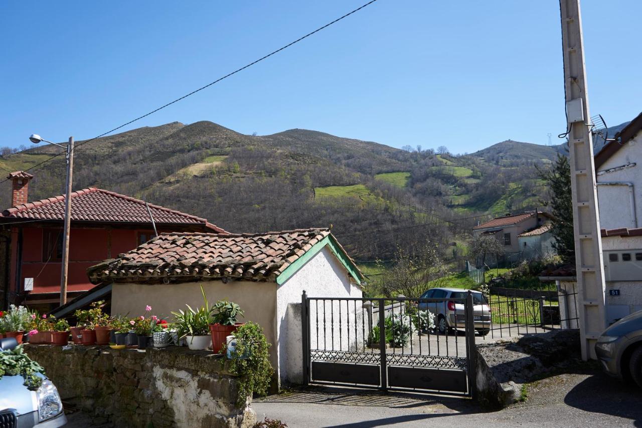 La Escanda La Rebollada Bagian luar foto